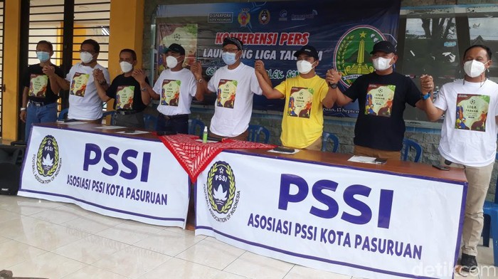 Wali Kota Pasuruan Saifullah Yusuf (Gus Ipul) menggelar turnamen sepak bola antarkelurahan. Turnamen ini bertajuk Liga Tarkam 2021 Golek Sehat, Golek Seneng.