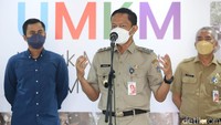 Program ini hadir untuk membantu UMKM yang bergerak dalam bidang kuliner dan kriya dengan cara, membeli produk mereka dan selanjutnya disalurkan kepada masyarakat yang membutuhkan.