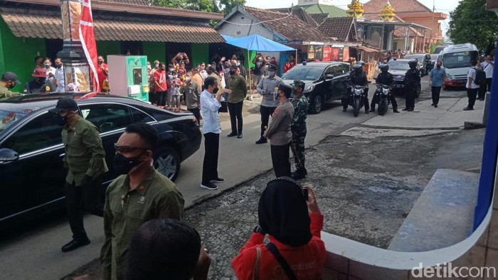 Jokowi kunjungi vaksinasi door to door di Klaten