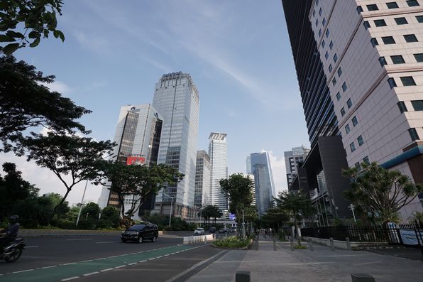 lensa tamron 11-20mm f/2.8 untuk kamera sony lensa tamron 11-20mm f/2.8 untuk kamera sony
