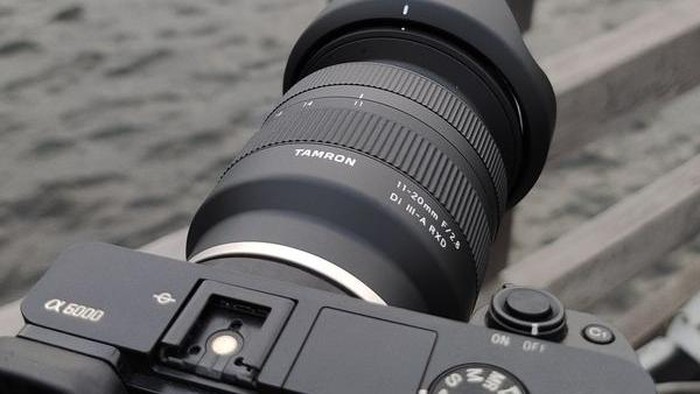 lensa tamron 11-20mm f/2.8 untuk kamera sony