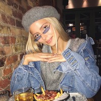 Terungkapnya hubungan mereka semakin jadi sorotan karena keduanya tertangkap berciuman di London ketika awal lockdown Corona tahun lalu. Foto: Instagram @margauxalexandra