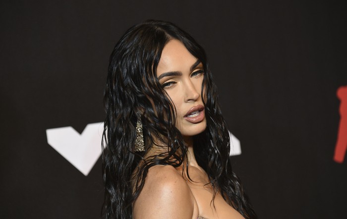 Megan Fox arrives at the MTV Video Music Awards at Barclays Center on Sunday, Sept. 12, 2021, in New York. (Photo by Evan Agostini/Invision/AP)
