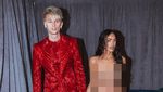Megan Fox Pakai Dress Transparan Temani Machine Gun Kelly di VMAs
