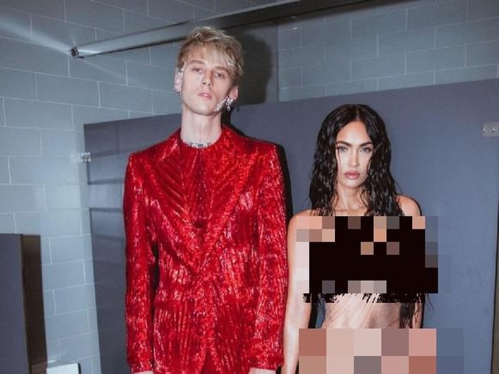 Megan Fox dan Machine Gun Kelly Megan Fox dan Machine Gun Kelly