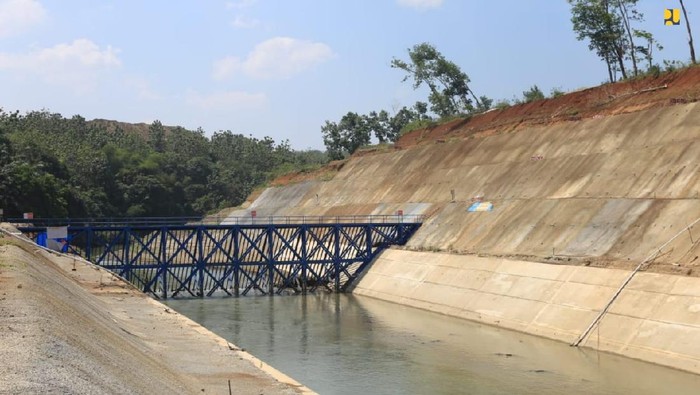 Menengok proyek Bendungan Sadawarna di Subang