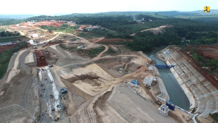 Menengok proyek Bendungan Sadawarna di Subang
