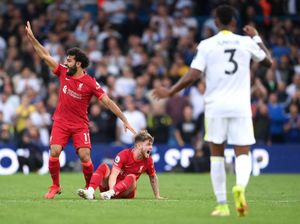 Momen Harvey Elliott Mengerang Kesakitan Usai Ditekel Pascal Struijk