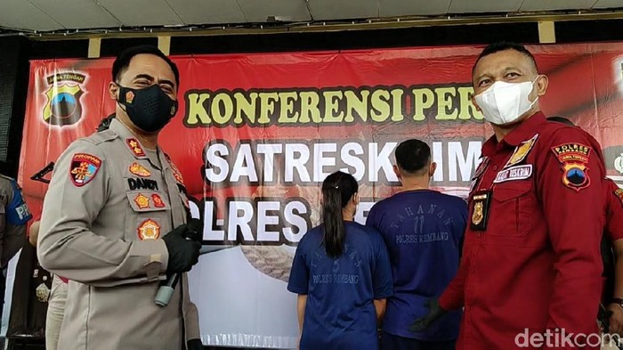 Pasutri di Rembang ditangkap terkait dugaan pemalsuan pernikahan, Senin (13/9/2021).