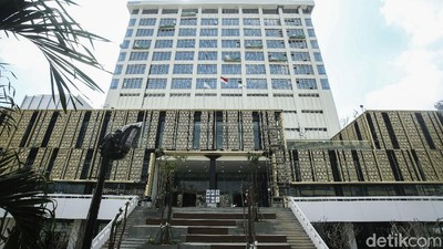 Dirombak Erick Thohir, Ini Progres Terbaru Renovasi Gedung Sarinah