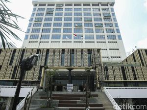 Dirombak Erick Thohir, Ini Progres Terbaru Renovasi Gedung Sarinah