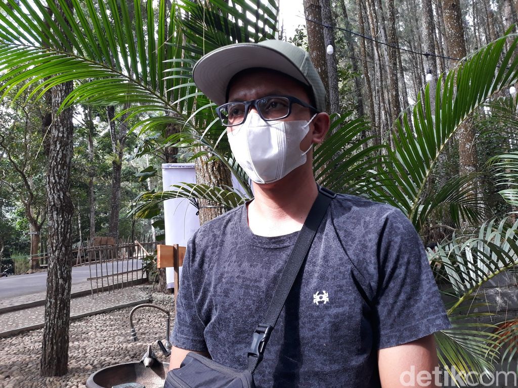 Pengelola Pinus Sari Mangunan Anang Suhendri