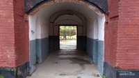Sebelum bernama Benteng Van Der Wijck, benteng ini bernama fort Cochius