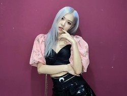8 Foto Rose BLACKPINK yang Diberi Gelar Idol KPop Pemilik Tubuh Sempurna