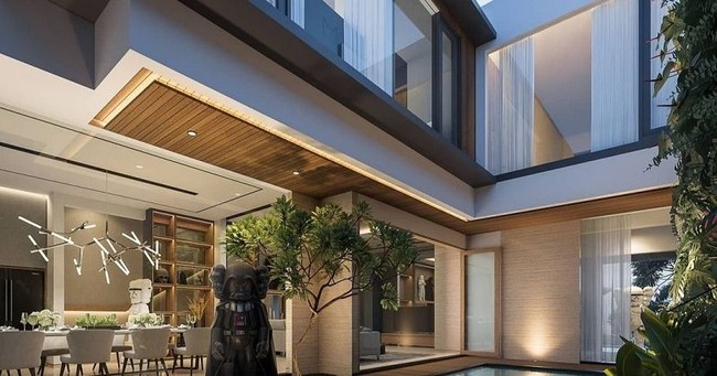 Baru saja merenovasi rumah, Cut Meyriska dan Roger Danuarta juga memutuskan untuk menambahkan fasilitas berupa lift di dalam rumah berlantai 4 miliknya. Lift di rumah Cut Meyriska dan Roger pun memiliki teknologi canggih. Demi keamanan, liftnya itu hanya bisa beroperasi dengan memasukkan pin dan bisa berhenti secara otomatis. Foto: Instagram.com/rogerojey