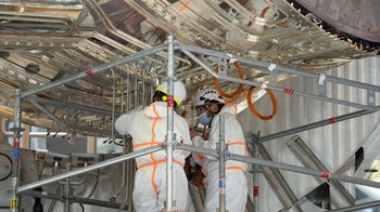 Terpisah, peneliti dari Institut Teknologi Massachusetts di AS dan perusahaan swasta mengumumkan mereka berhasil mengembangkan magnet superkonduktor dengan bersuhu tinggi yang disebut bisa melewati teknologi ITER untuk membuat Matahari di Bumi.  