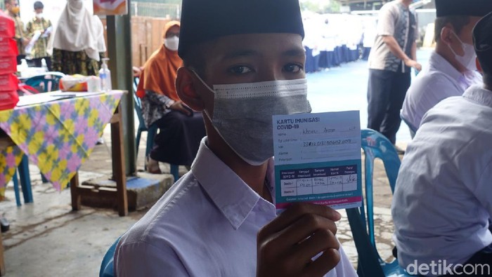 Vaksinasi pelajar di Ponpes Baitussalam, Prambanan, Sleman