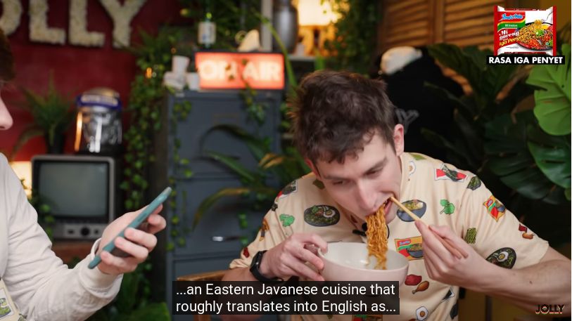 YouTuber Inggris Cicip Puluhan Rasa Indomie