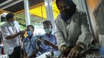Antusias Ratusan Pengemudi Jak Lingko Disuntik Vaksin-Donor Darah