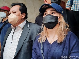 Ayu Ting Ting Usai Diperiksa di Kasus Bullying: Semuanya Lancar