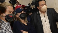 Ayu Ting Ting mengaku Kartika Damayanti terus-terusan melakukan bully ke dirinya dan sang buah hati. Foto: Palevi/detikcom