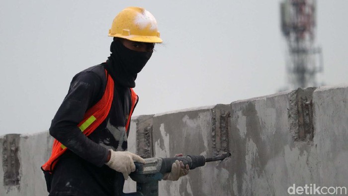Jembatan Mengger yang berada di perbatasan Kabupaten Bandung dan Kota Bandung sudah rampung dibangun. Pembangunan jembatan ini memakan waktu satu tahun.