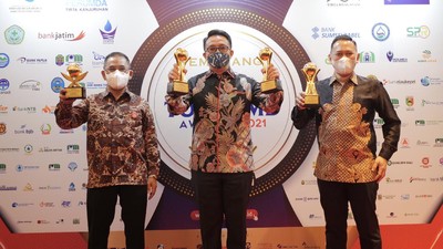 JIEP Raih Penghargaan TOP BUMD Award 2021