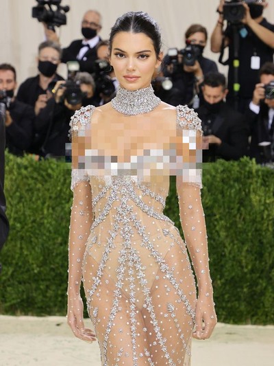 Kendall Jenner di Met Gala 2021 Kendall Jenner di Met Gala 2021