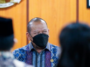 Pemerintah Diminta Beri Vaksin Booster untuk Pastikan Izin Umrah