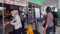 Dengan kebijakan ini diharapkan pasar retail supermarket kembali bergairah.