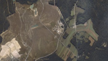 Maxar Technologies juga memperlihatkan dengan masih satelit IKONOS, lokasi jatuhnya United Airlines di lapangan Shanksville. Satelit memotretnya pada 15 September 2001. Foto: Maxar Technologies