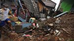 Ngeri! Rumah Warga di Banten Roboh Gegara Hujan-Angin Kencang