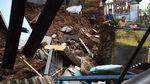 Ngeri! Rumah Warga di Banten Roboh Gegara Hujan-Angin Kencang