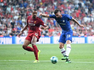Liverpool Vs AC Milan: Giroud Momok si Merah