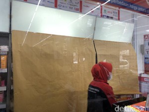 DKI Larang Minimarket Pajang Rokok, Daerah Lain Kapan Nyusul?