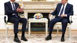 Kehangatan Al-Assad dan Putin dalam Pertemuan Mendadak di Moskow