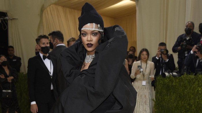 Rihanna attends The Metropolitan Museum of Arts Costume Institute benefit gala celebrating the opening of the 
