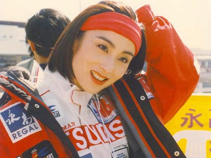 Sharla Cheung dari beragam sumber.