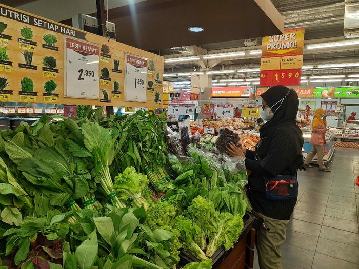 supermarket di surabaya pakai aplikasi pedulilindungi