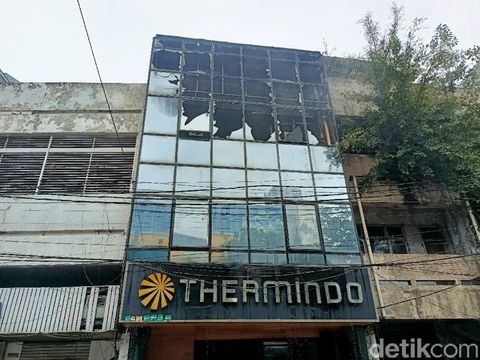 TKP kebakaran ruko depan LTC Glodok (Karin Nur Secha/detikcom)