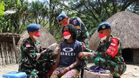 Capaian vaksinasi COVID-19 di sejumlah daerah masih rendah, salah satunya di Papua. (Foto: TNI AU)
