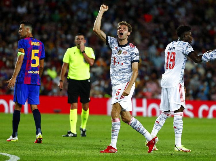 Bayern Tumbangkan Barcelona di Camp Nou