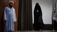 Para siswi tersebut menyuarakan aspirasi mereka untuk mendukung pemerintahan Afghanistan di bawah Taliban.