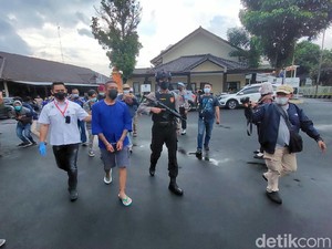 Jabar Hari Ini: Boris Preman Pensiun Ditangkap-Karyawan DAMRI Tak Digaji 7 Bulan