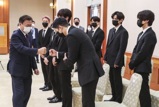 BTS dan Moon Jae In