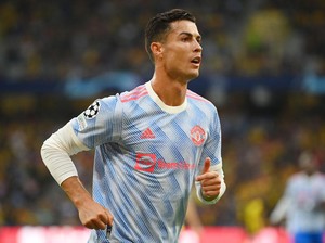 Ronaldo & Fernandes Kok Ditarik Lebih Awal, Solskjaer?