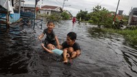 Berdasarkan data Badan Penanggulangan Bencana Daerah (BPBD) sebanyak 3.383 KK atau 7.547 jiwa terdampak banjir. 