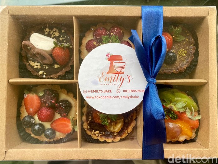 Emily's Bakehouse: Tart Buah ala Korea yang Cantik dan Manis Segar! Emily's Bakehouse: Tart Buah ala Korea yang Cantik dan Manis Segar!