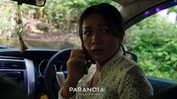 Nuansa Bali terasa kental dalam trailer terbau Film Paranoia yang dirilis belum lama ini. Dari kostum yang digunakan Nirina Zubir hingga pemandangan pantai. (Foto: dok. Miles Films)  