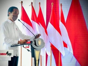 Jokowi Mau Genjot Transisi Mobil Listrik, Harga Minyak Jadi Momentum?